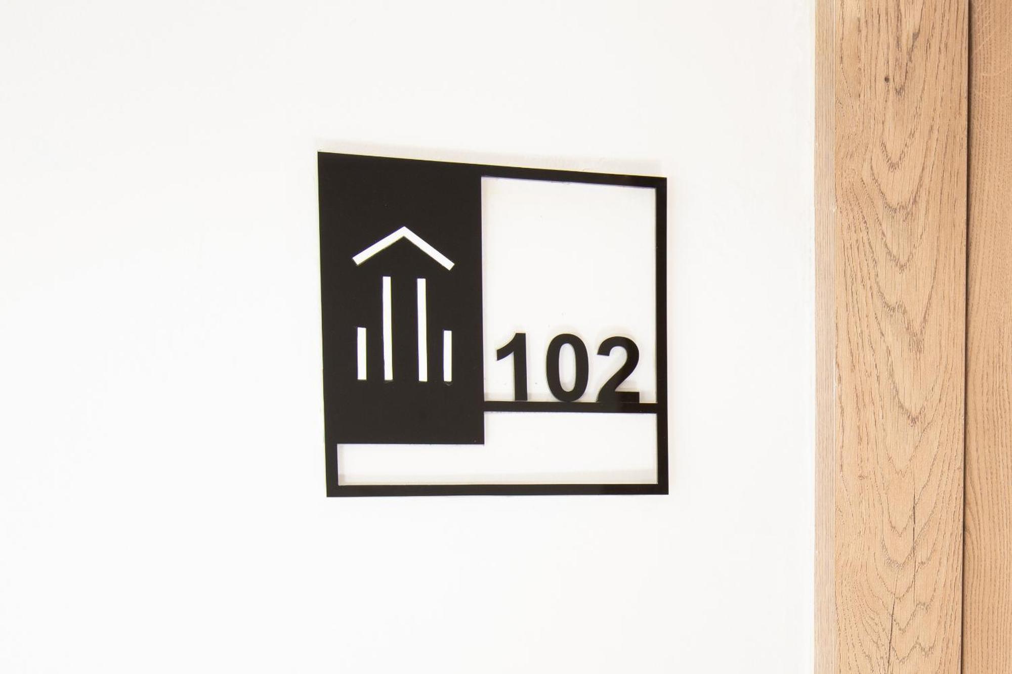Level Coliving Apartment